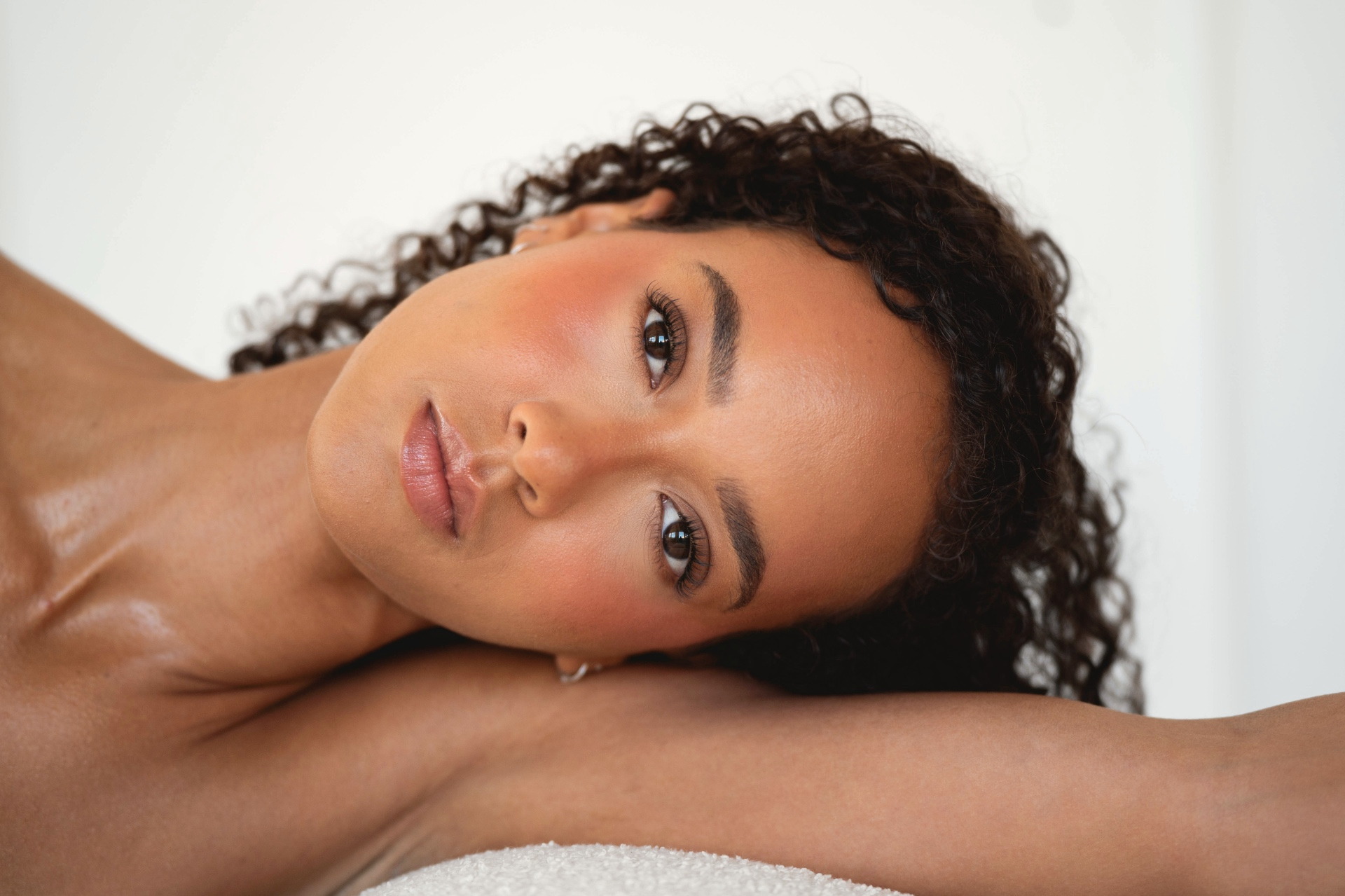Brow Lamination & Waxing